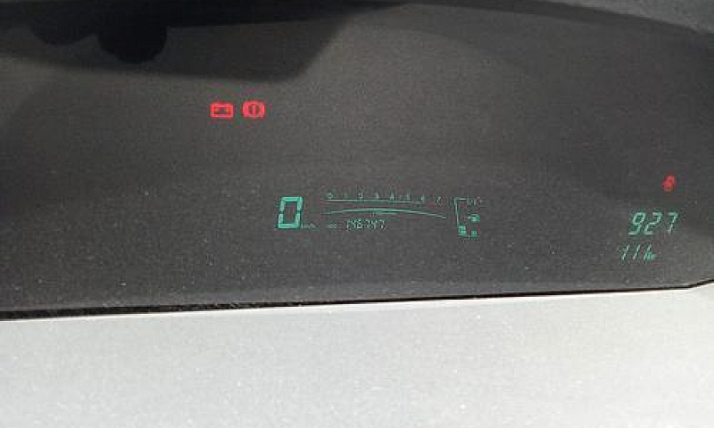 Toyota Yaris 1.0 5 P...