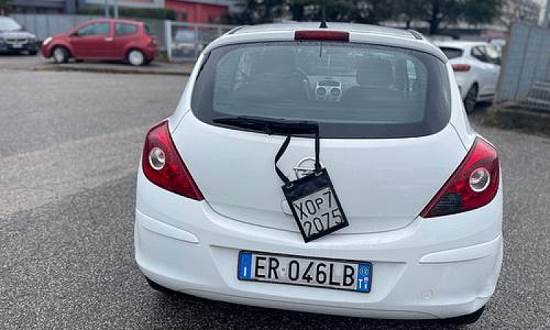 Opel Corsa 1.2 85Cv ...