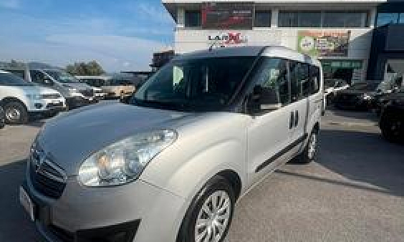 Opel Combo 1.4 Turbo...