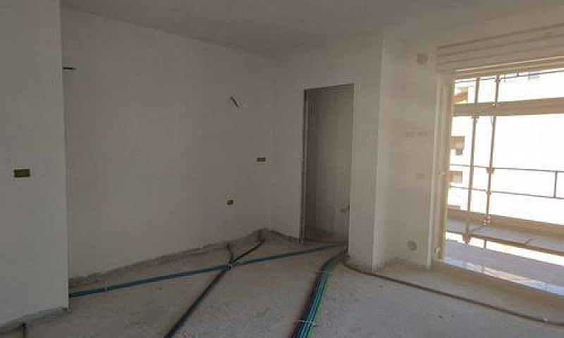 Apartamento Nuovo In...