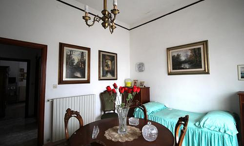 Primo Piano Angolare...