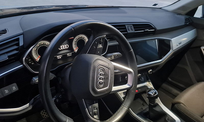 Audi Q3 35 Tfsi Busi...