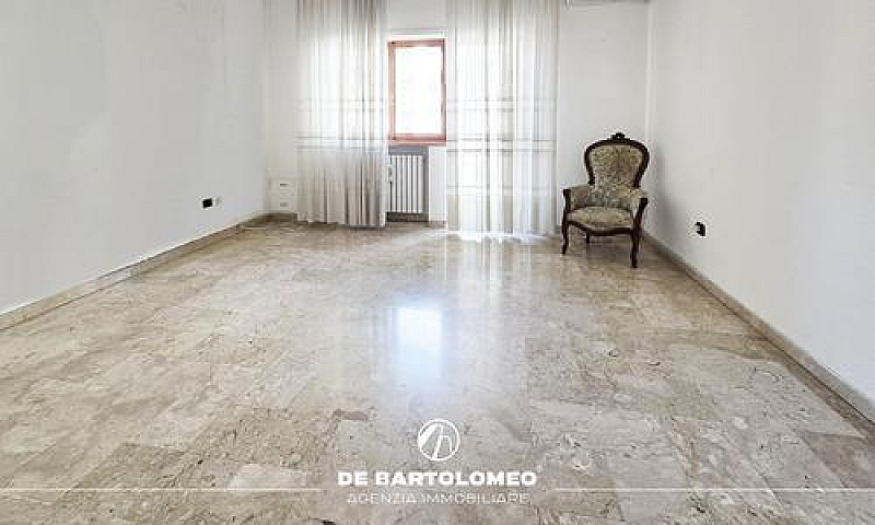 Appartamento Via Pug...