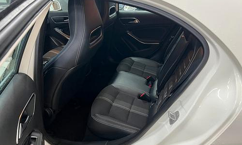 Mercedes-Benz A 180 ...