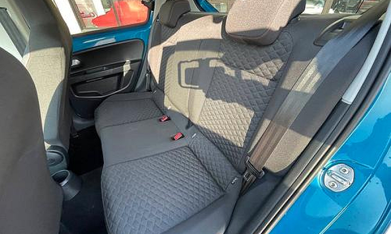 Volkswagen Up! 1.0 5...