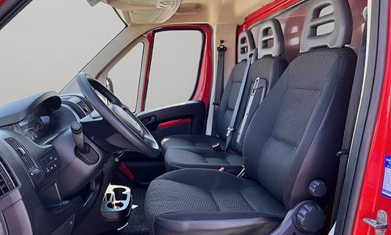 Peugeot Boxer Furgon...