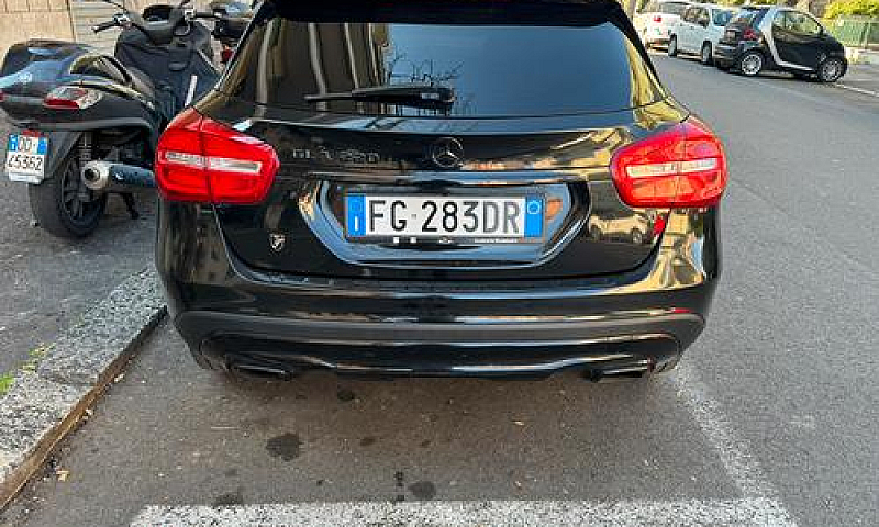Mercedes-Benz Gla 22...