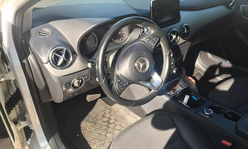 Mercedes Classe B (T...
