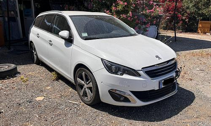 Peugeot 308 2015...