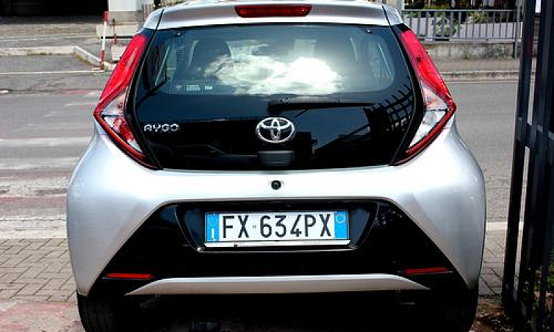 Toyota Aygo 5P 1.0 A...