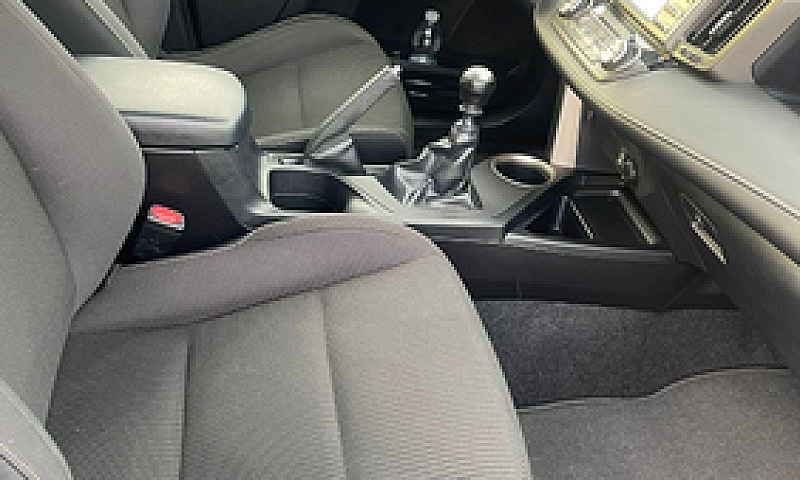 Modello Toyota-Rav4 ...