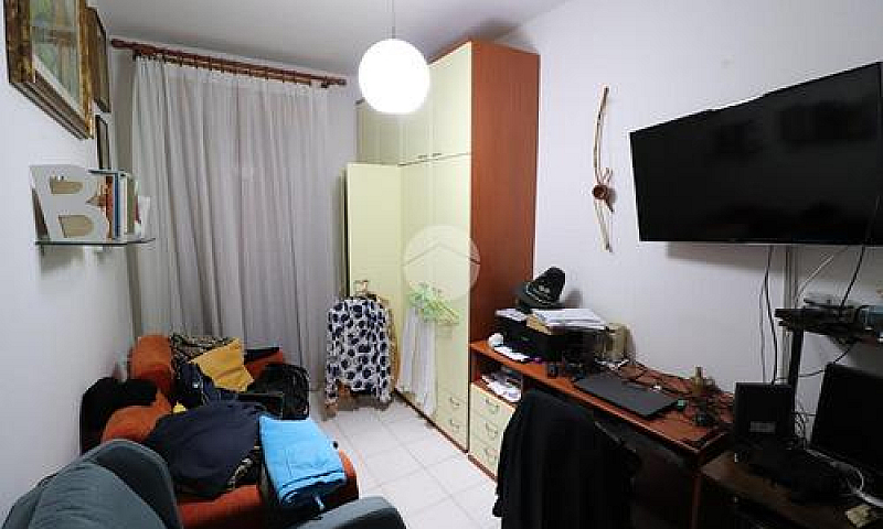 3 Locali A Cagliari...