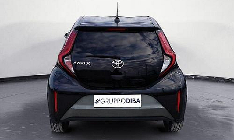 Toyota Aygo X 1.0 Tr...
