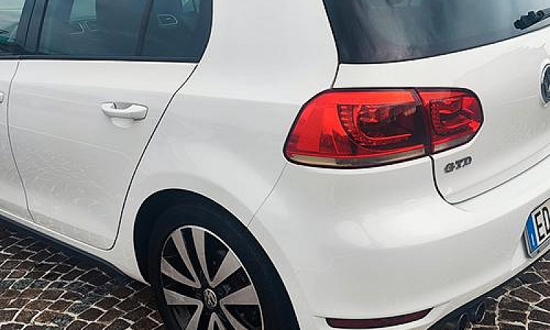 Volkswagen Golf 2.0 ...