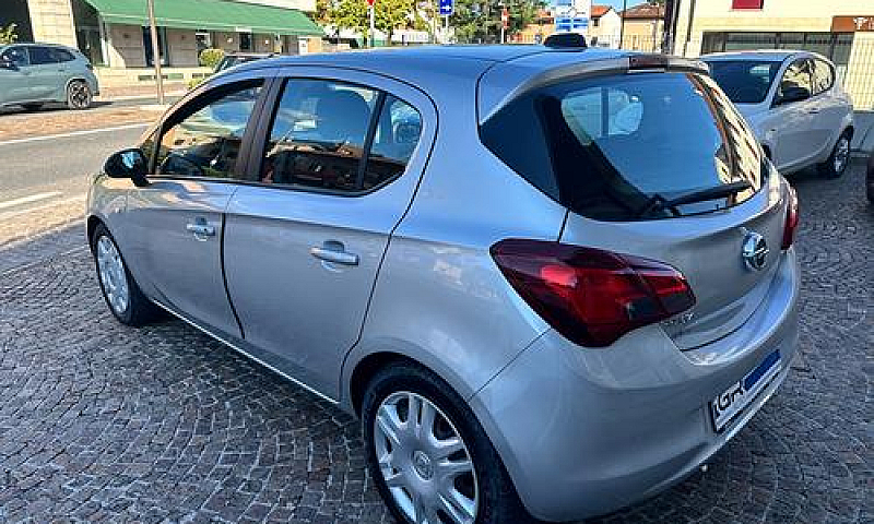 Opel Corsa 1.3Cdti 7...
