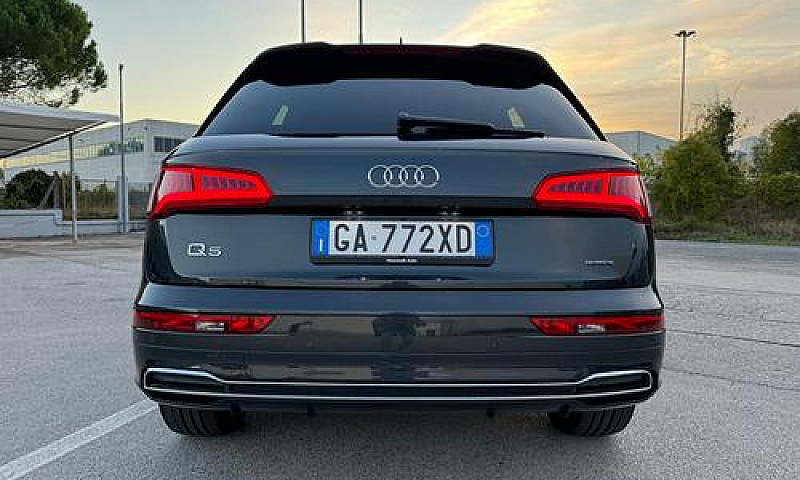 Audi Q5 40 Tdi Quatt...