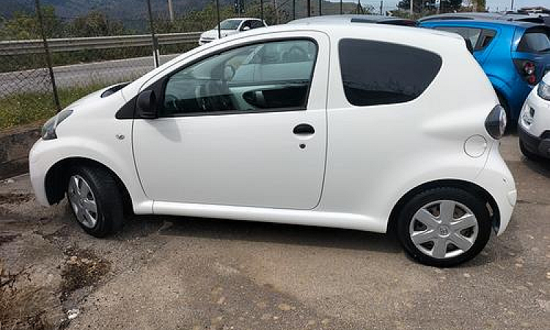 Toyota Aygo 1.0 - Be...