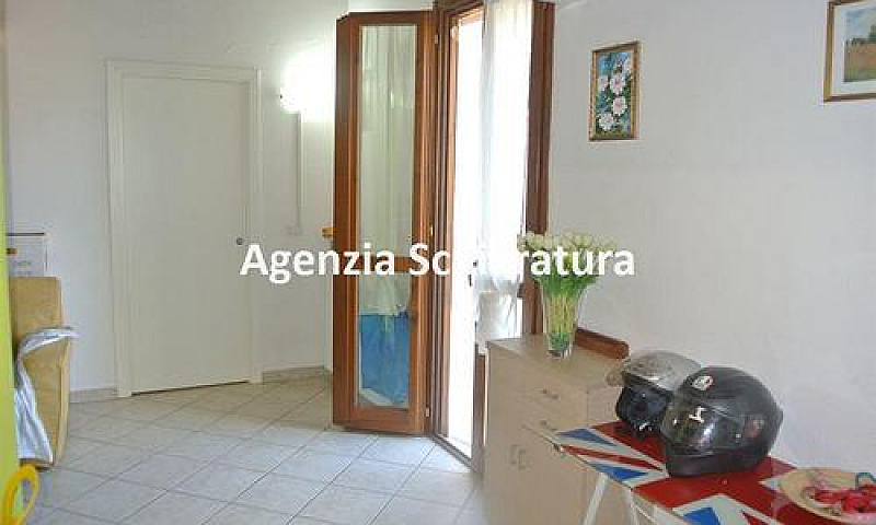 Vicinanze Case Bruci...