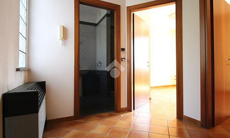 4 Locali A Cesena...