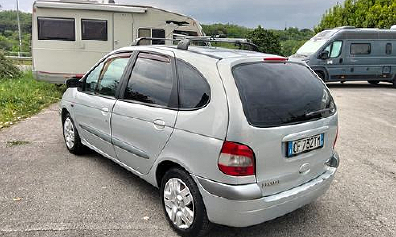 Renault Scenic 1.6 1...