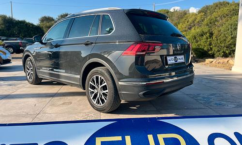 Volkswagen Tiguan 1....