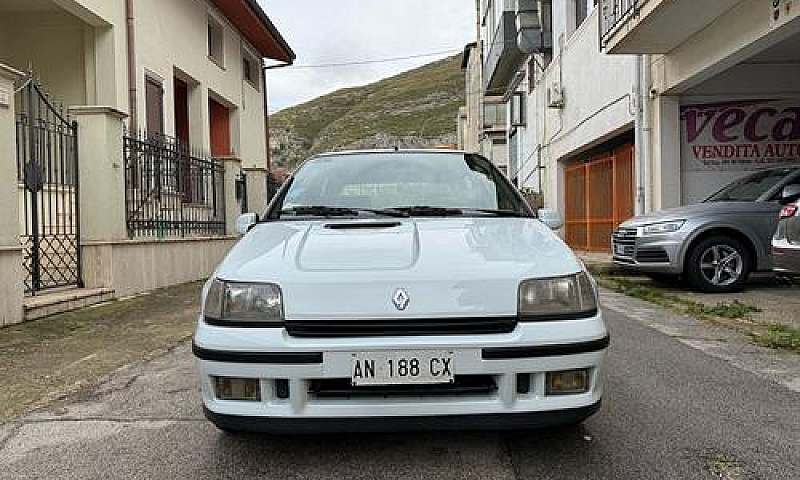Renault Clio 1.8I 16...