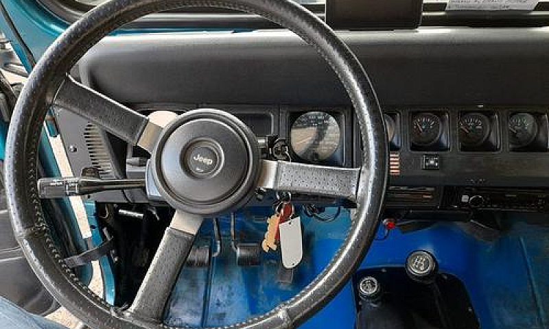 Jeep Wrangler 1ª-2ª ...