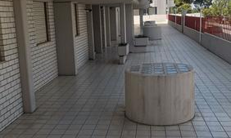 Trivani Con Posto Au...