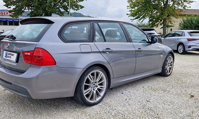 Bmw 320 X-Drove Tour...