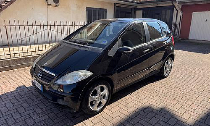 Mercedes-Benz A 180 ...