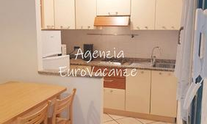 Villaggio Ducale: Tr...