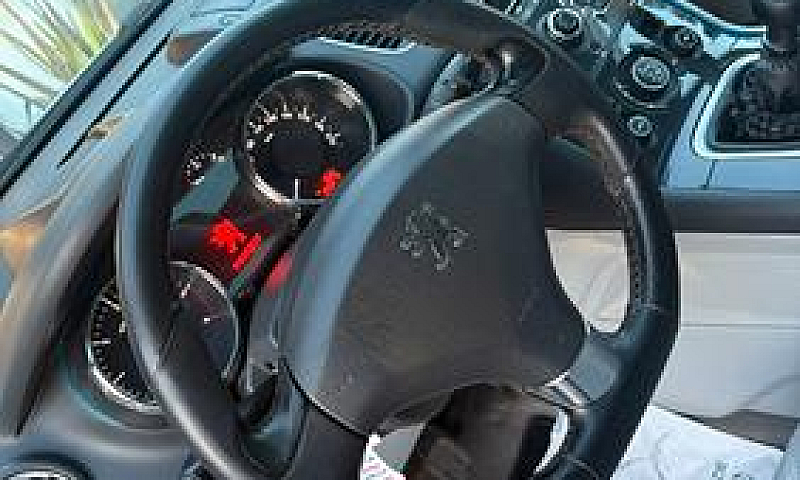 Peugeot 3008...