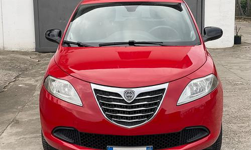 Lancia Ypsilon 1.3 M...