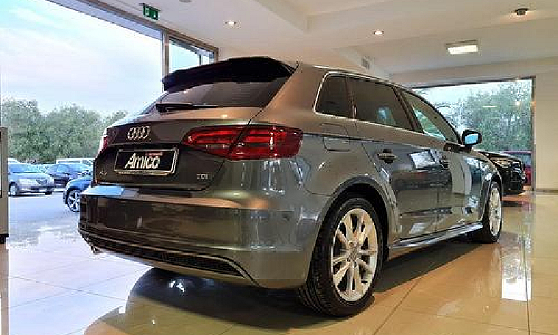 Audi A3 Sportback 1....
