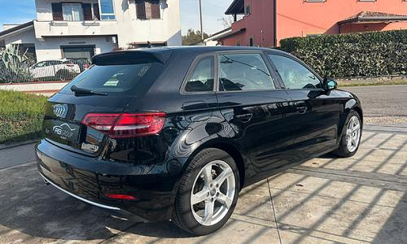Audi A3 1.6 Tdi 116 ...