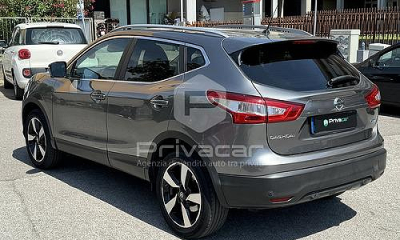 Nissan Qashqai 1.5 D...