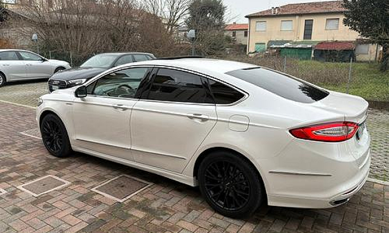 Ford Mondeo Hybrid V...