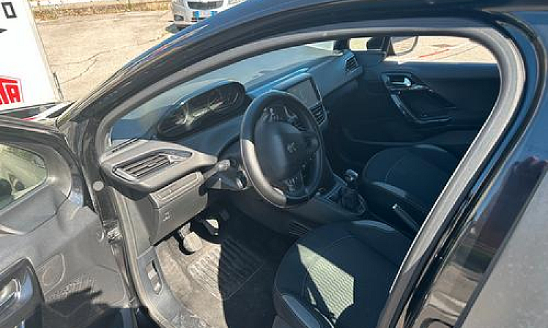 Peugeot 208 Bluehdi ...