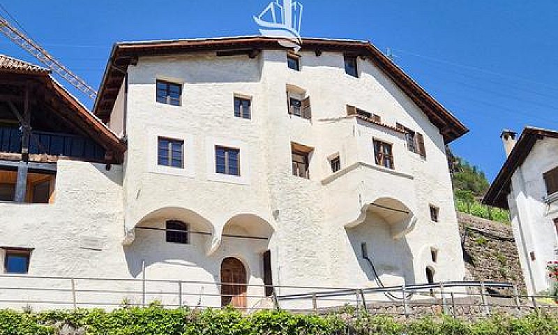 Bolzano: Quadrilocal...