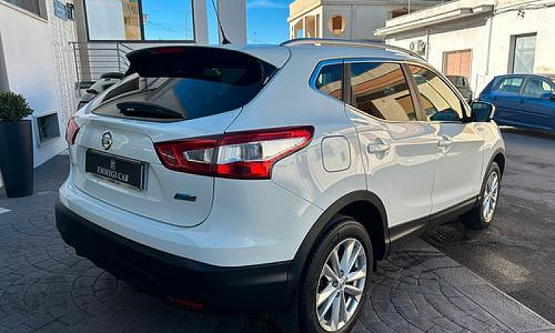 Nissan Qashqai 1.5 D...