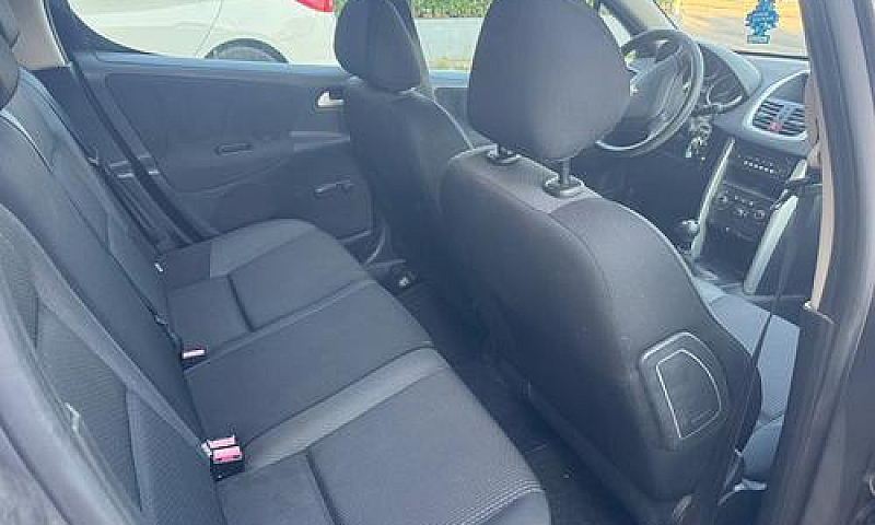 Peugeot 207 1.6 8V H...