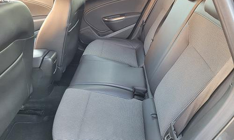Opel Astra - 2011 1....