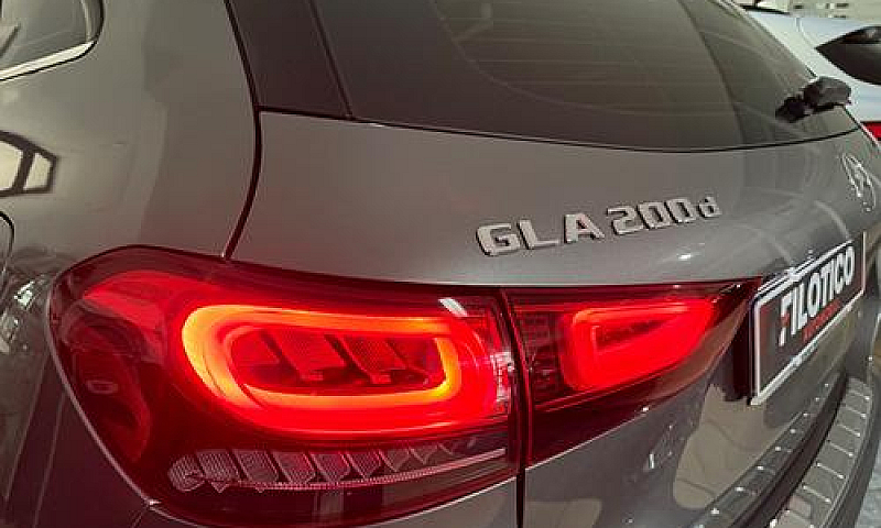 Mercedes-Benz Gla 20...