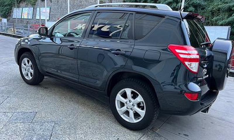 Toyota Rav 4 Crossov...
