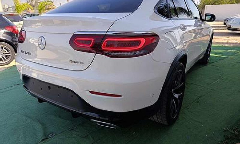 Mercedes-Benz Glc 22...