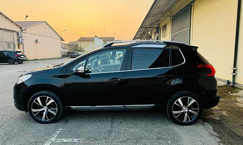 Peugeot 2008 Bluehdi...