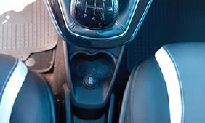 Lancia Ypsilon 1.3 M...