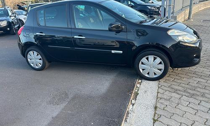Renault Clio 1.2 16V...