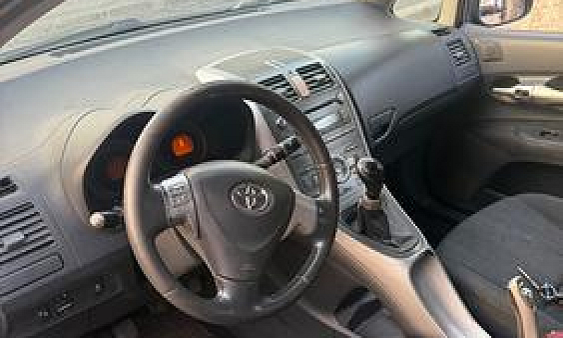 Toyota Auris 1.4 Die...