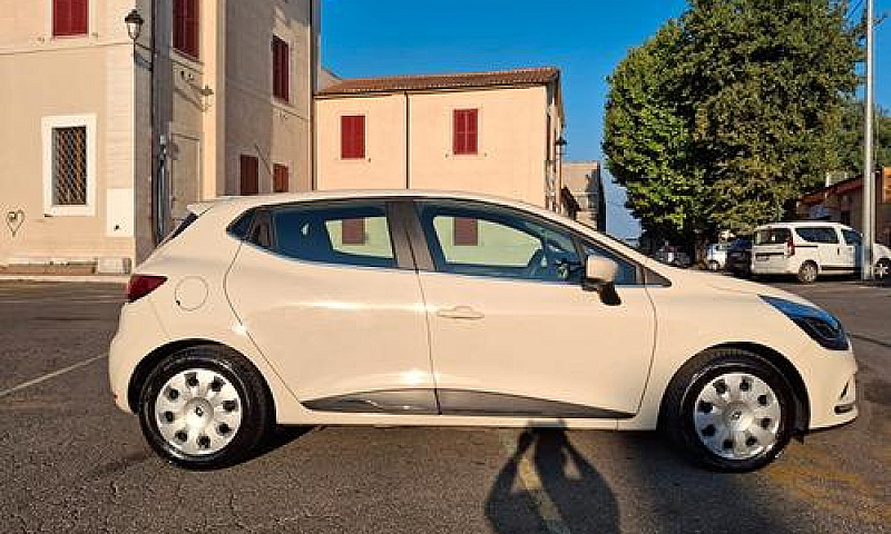 Renault Clio Iv 2017...